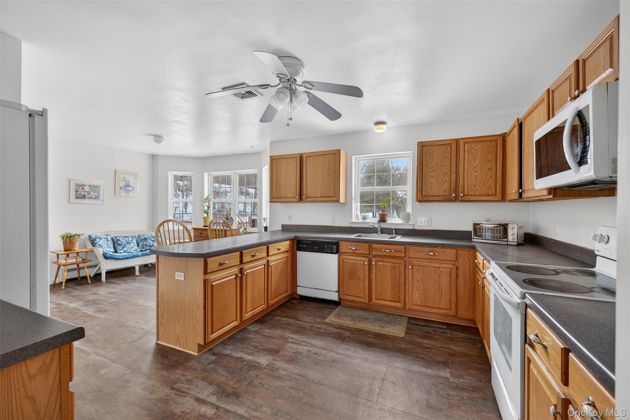 6 Jill Marie Circle, Wallkill, NY 12589