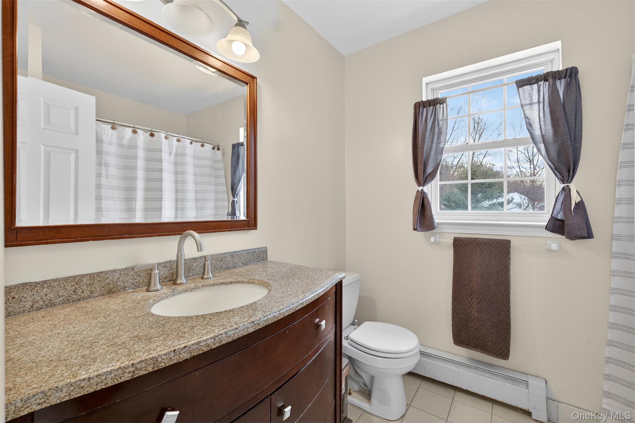 6 Jill Marie Circle, Wallkill, NY 12589