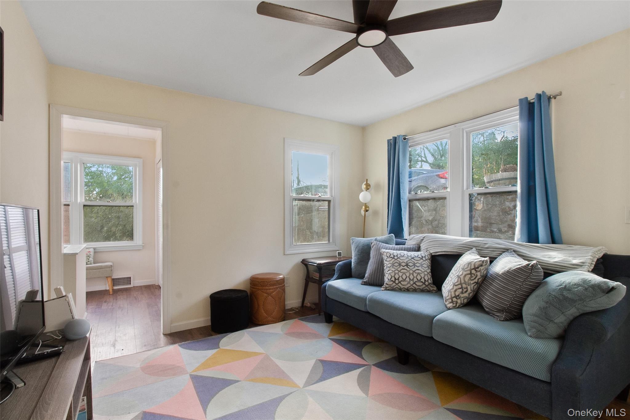 4 Melnick Place, Lake Peekskill, NY 10537