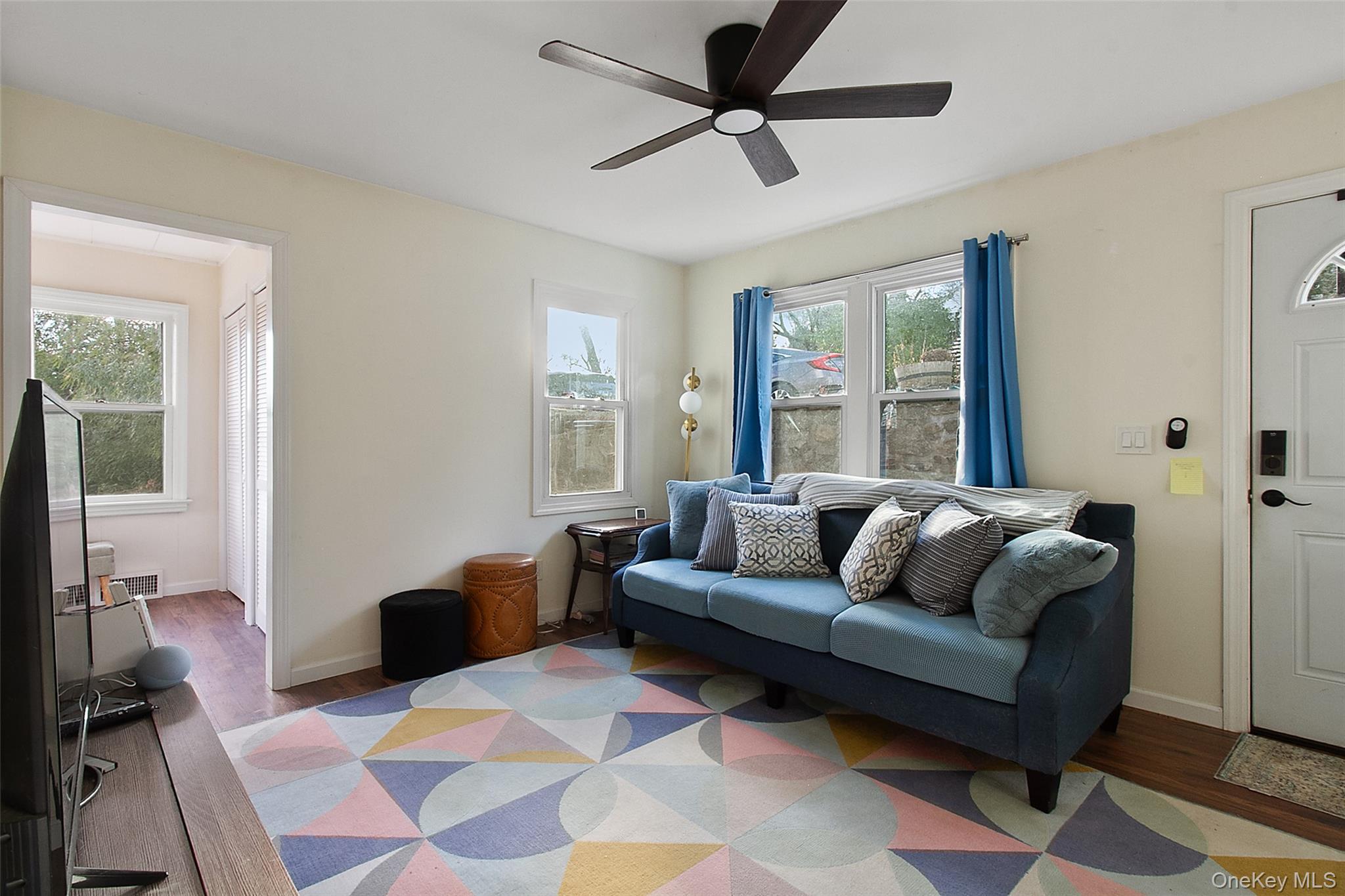 4 Melnick Place, Lake Peekskill, NY 10537