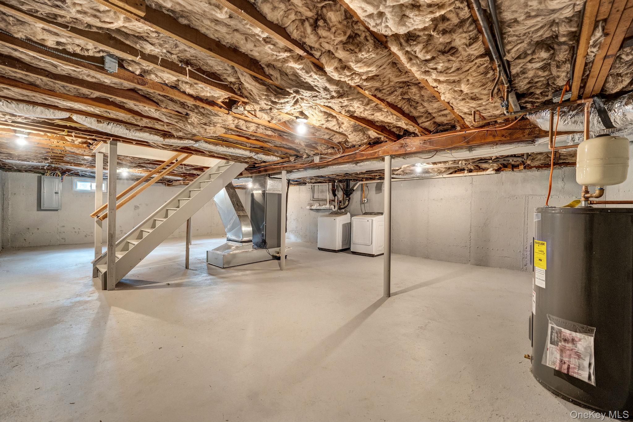 32 Valentine Road, Shoreham, NY 11786