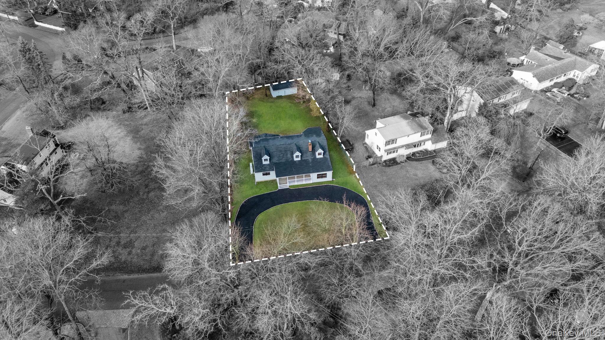 32 Valentine Road, Shoreham, NY 11786