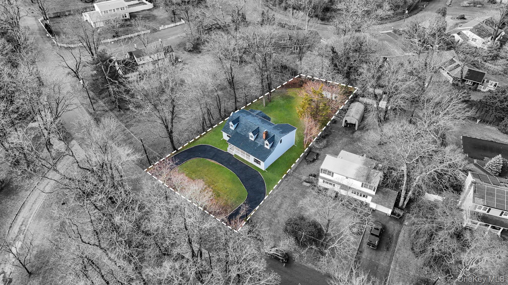 32 Valentine Road, Shoreham, NY 11786