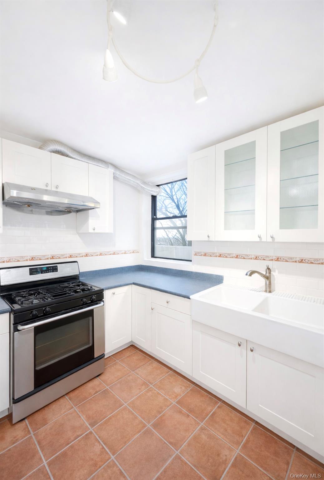 14105 Northern # 7G, Flushing, NY 11354