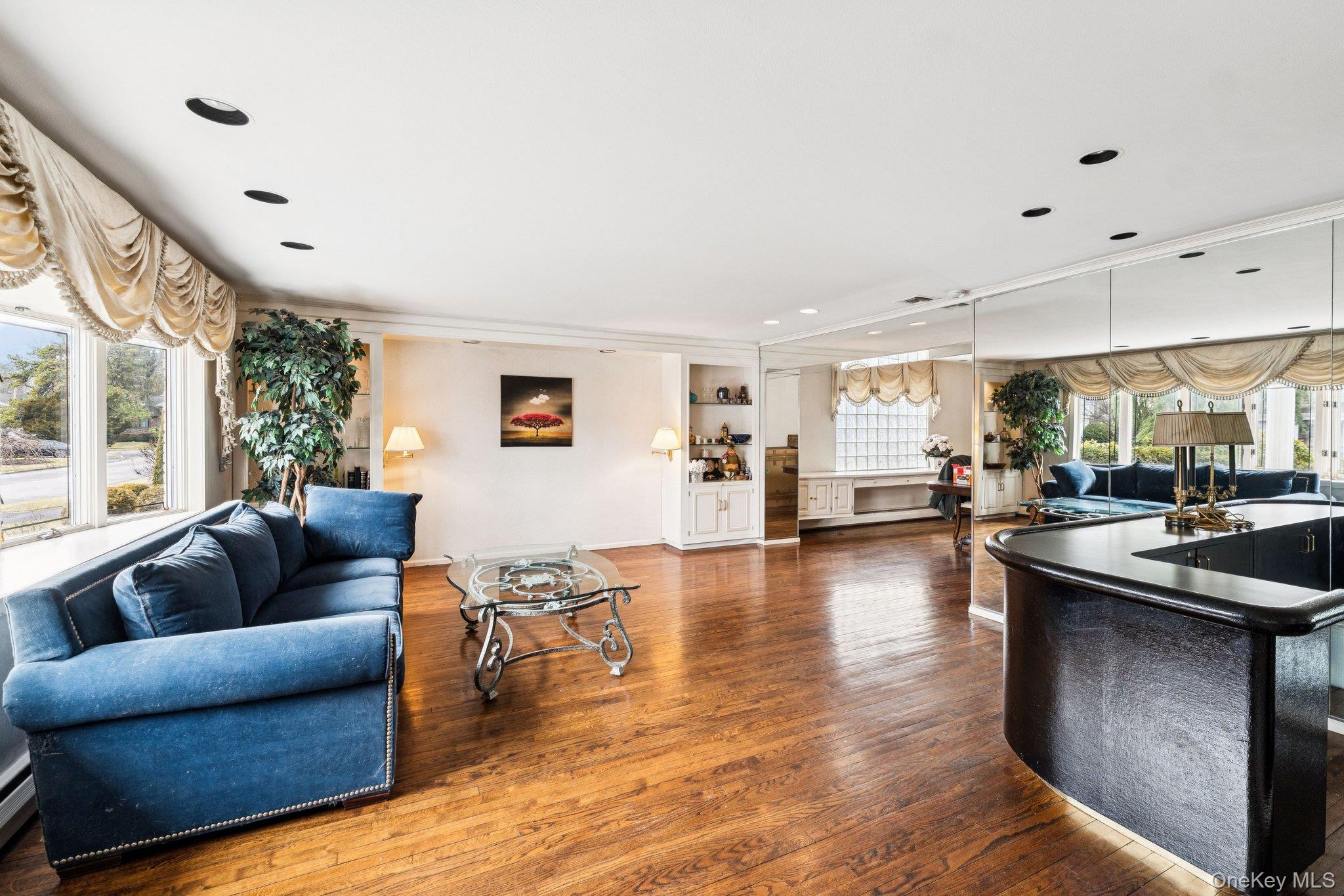 26 Dell Drive, East Rockaway, NY 11518