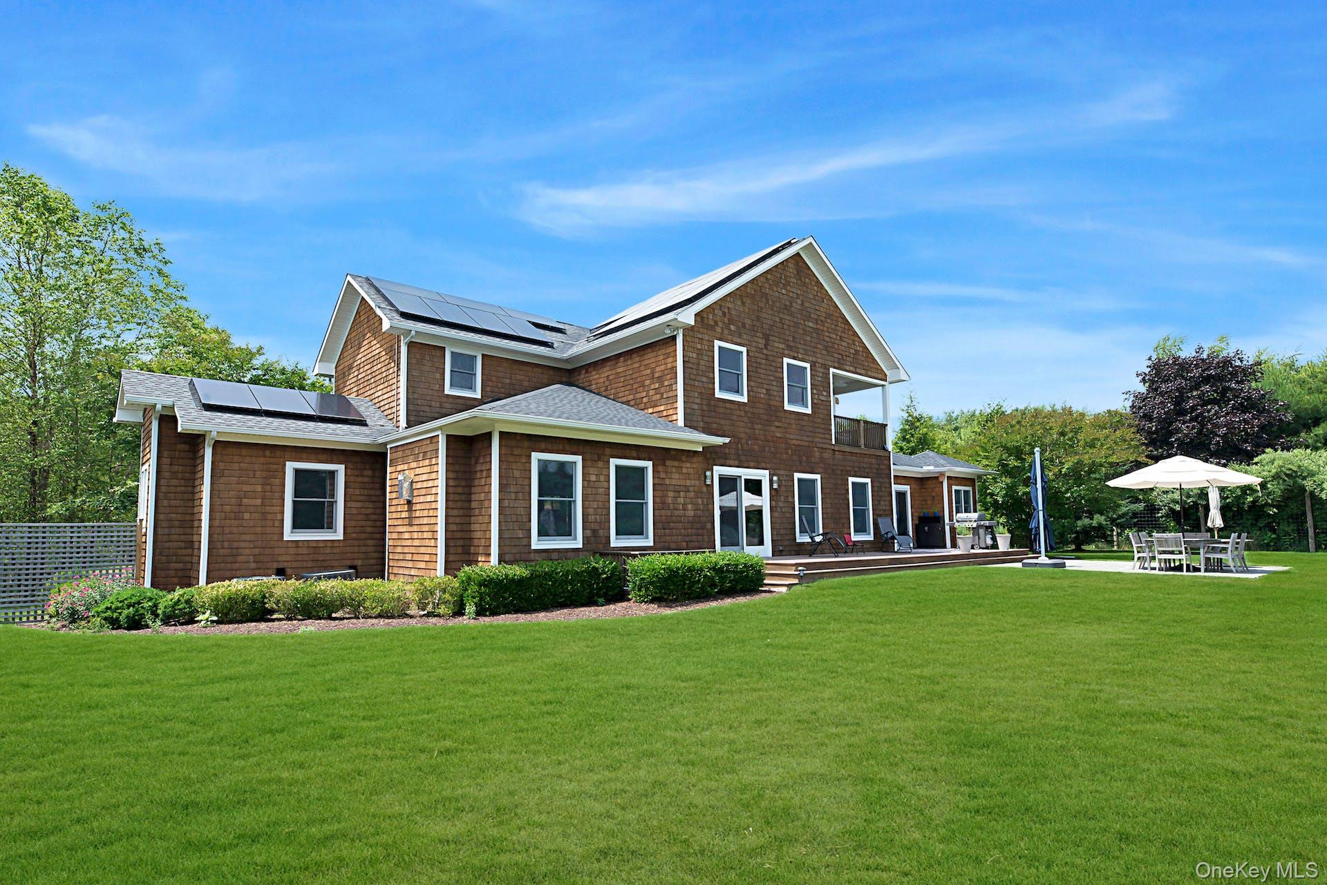 450 Sterling Woods Lane, Southold, NY 11971