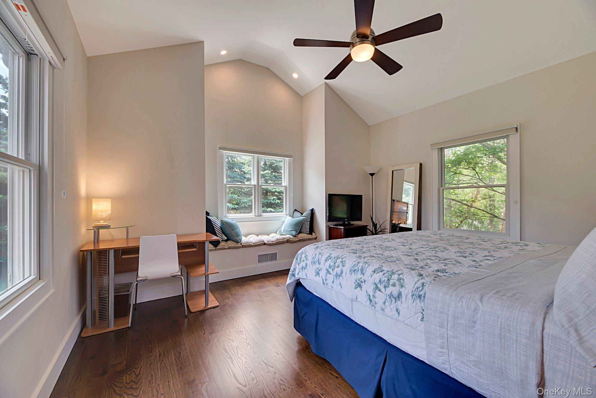 450 Sterling Woods Lane, Southold, NY 11971