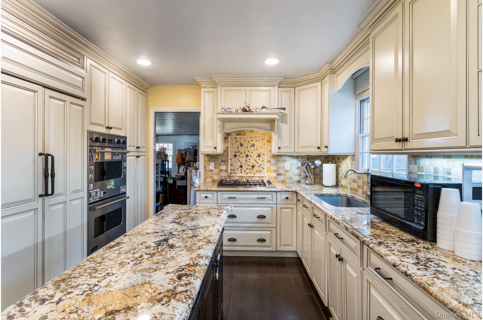 23 Moccasin Place, Monsey, NY 10952