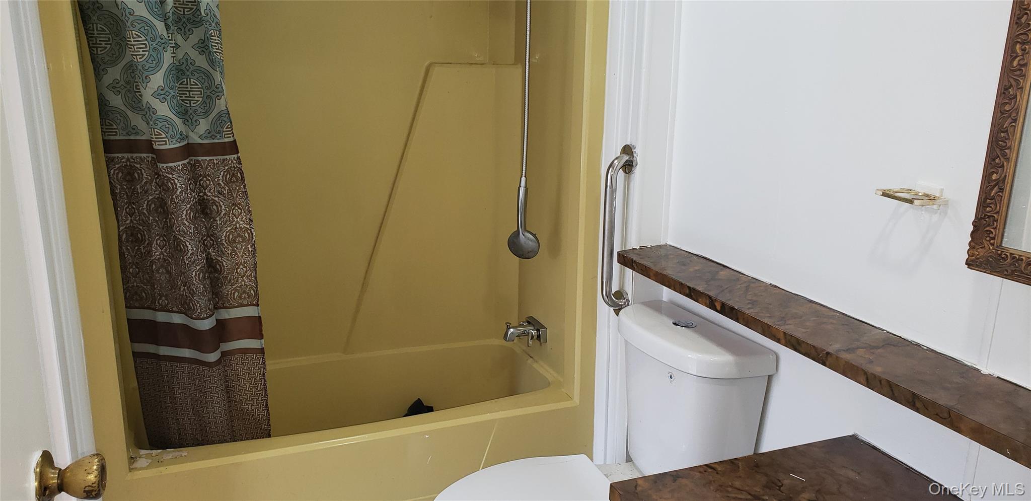 112 Cambridge Cirlcle, Loch Sheldrake, NY 12759