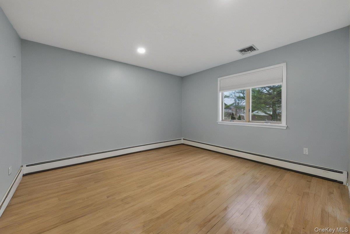 41 Tyndale Place, Yonkers, NY 10701