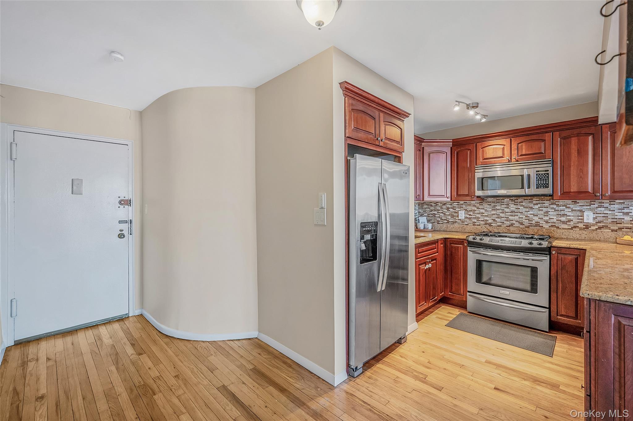 1 E. Broadway # 5S, Long Beach, NY 11561