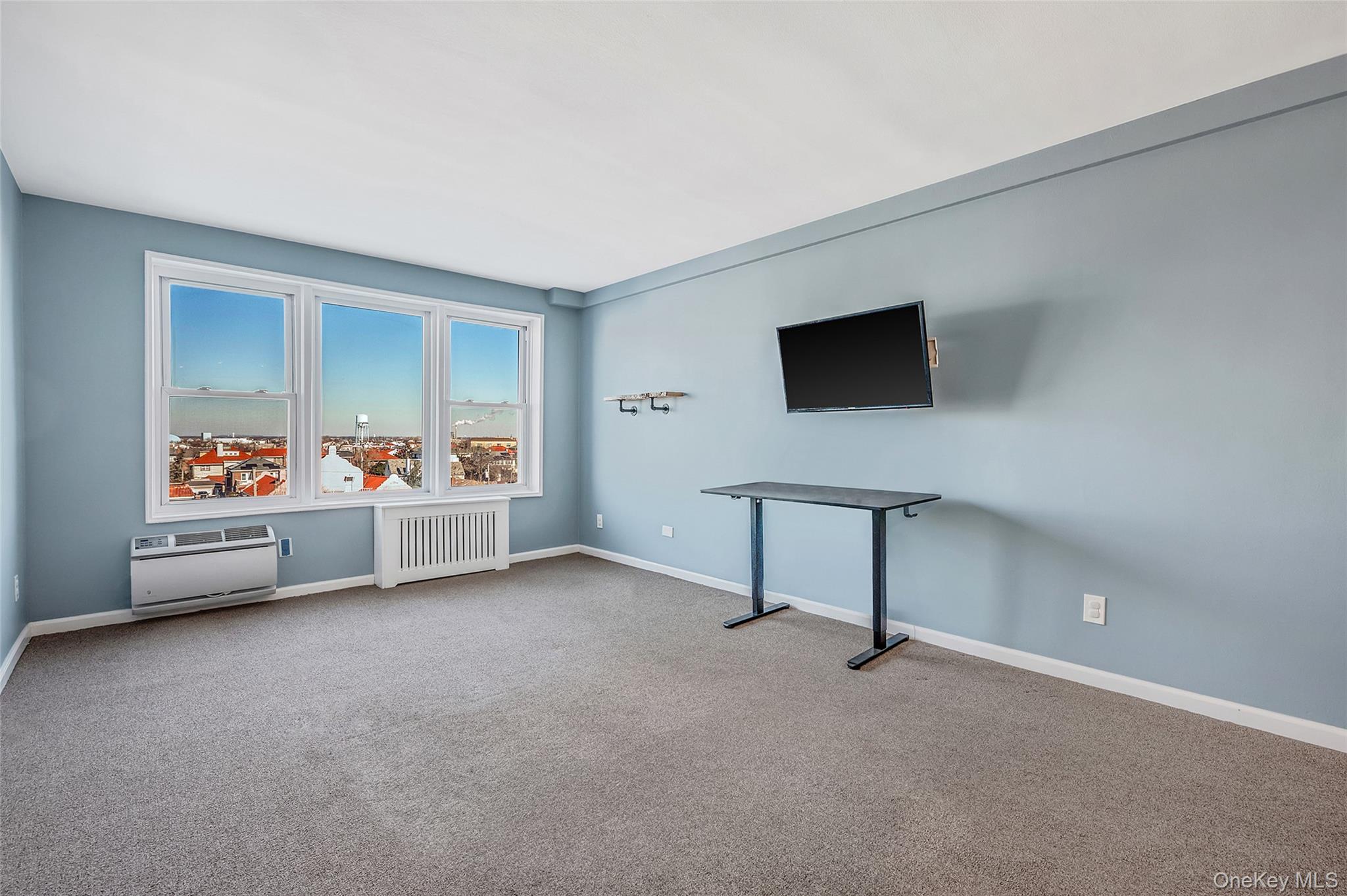 1 E. Broadway # 5S, Long Beach, NY 11561
