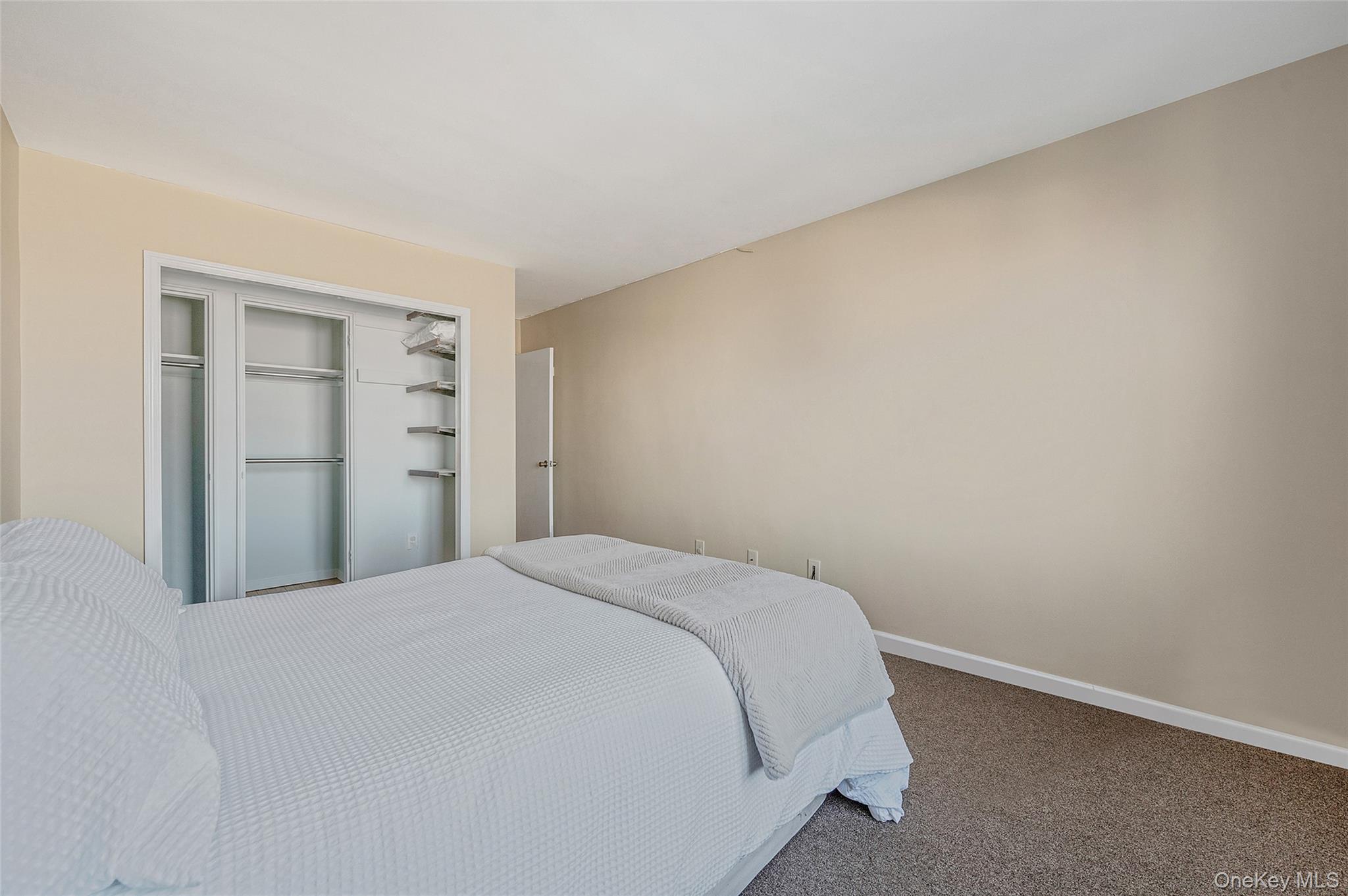 1 E. Broadway # 5S, Long Beach, NY 11561