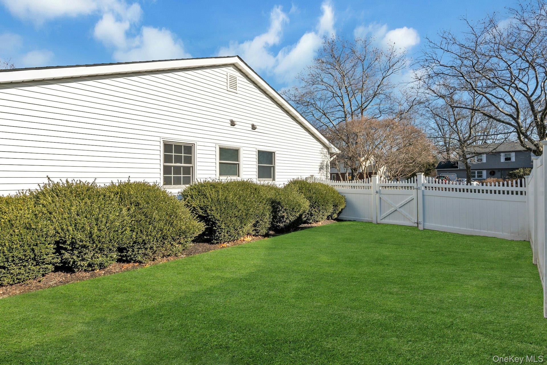 84 Strathmore Village Drive, South Setauket, NY 11720