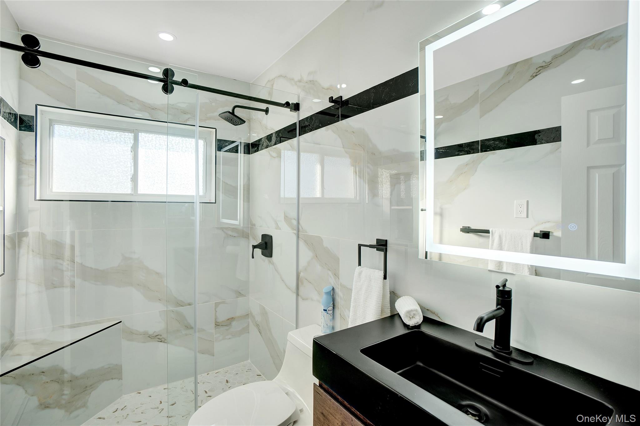 9 Autumn Lane, Hicksville, NY 11801