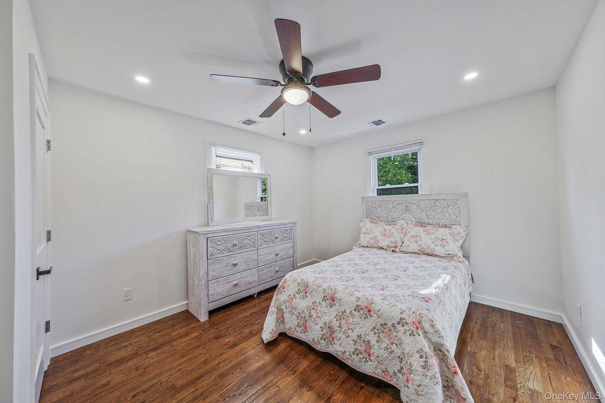 2 Polo Street, Dix Hills, NY 11746