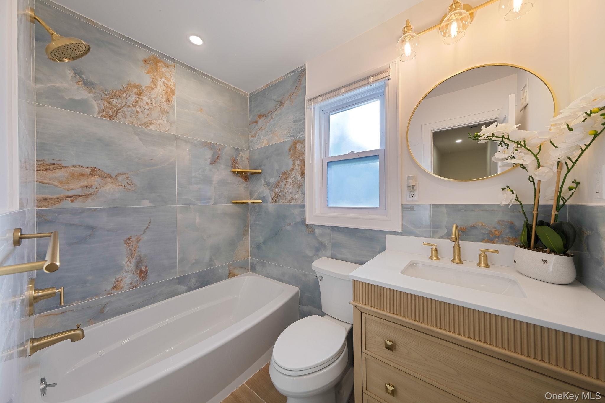 2 Polo Street, Dix Hills, NY 11746