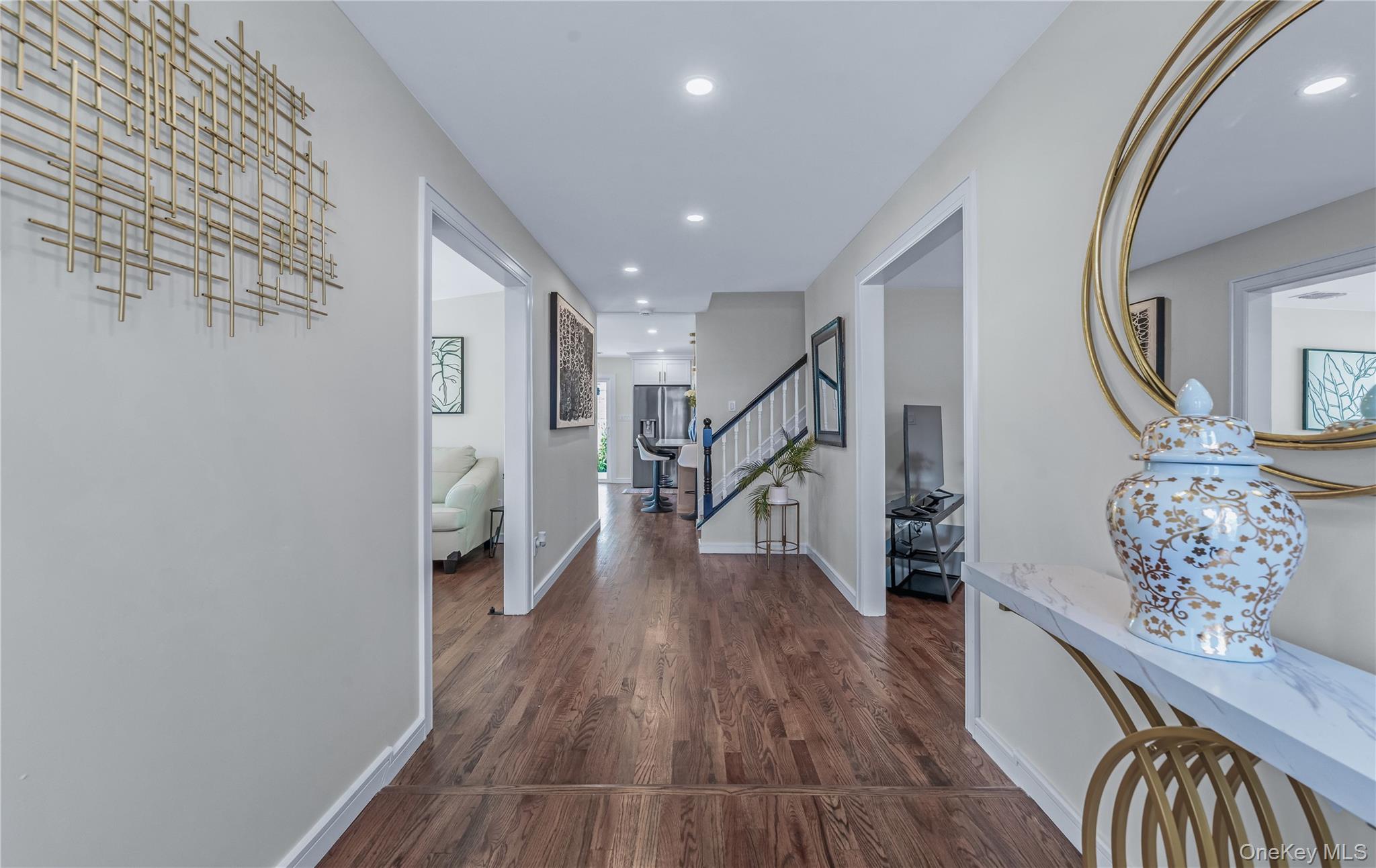 2 Polo Street, Dix Hills, NY 11746