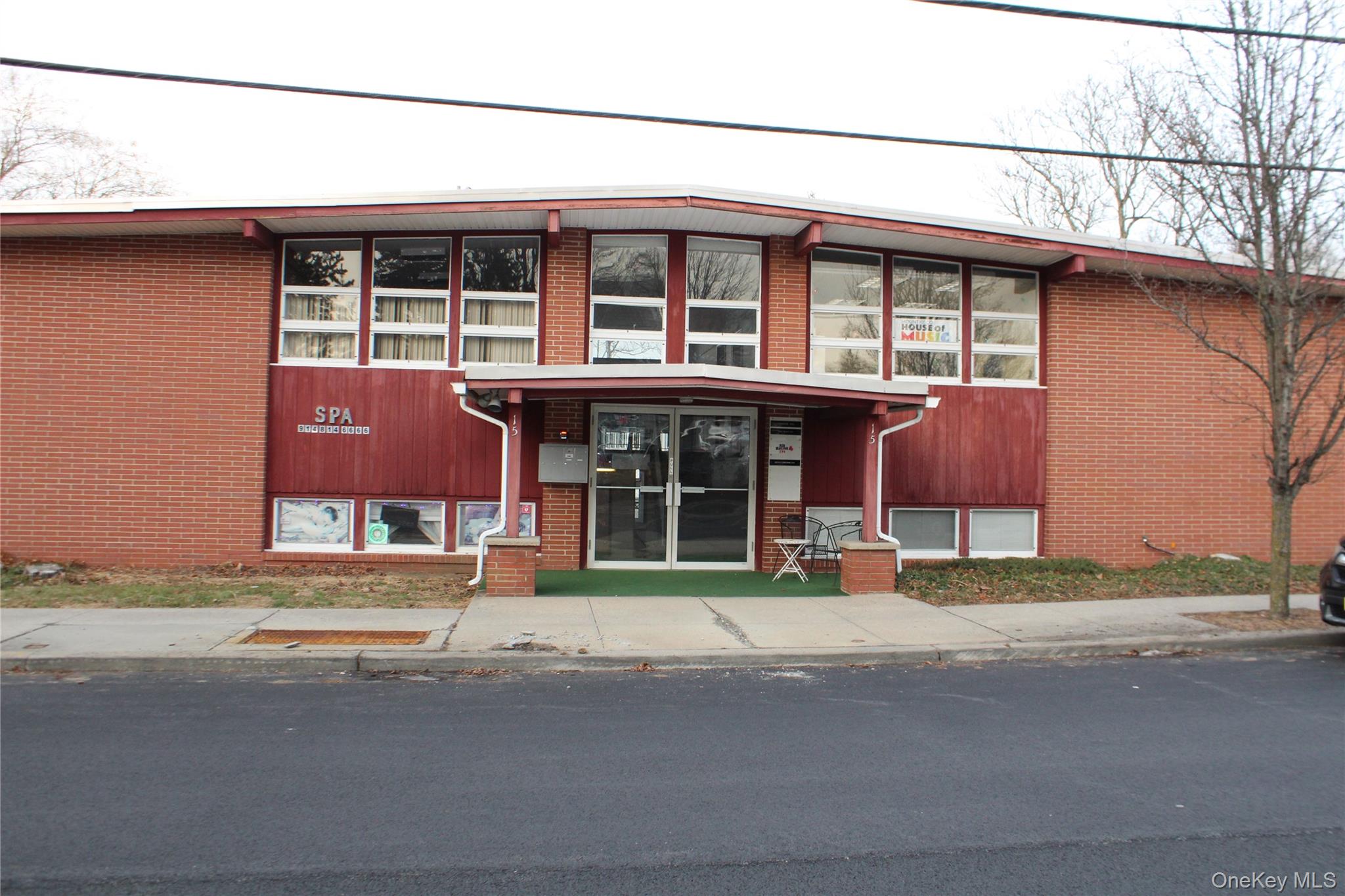 15 Moore Avenue # 2L, Mount Kisco, NY 10549