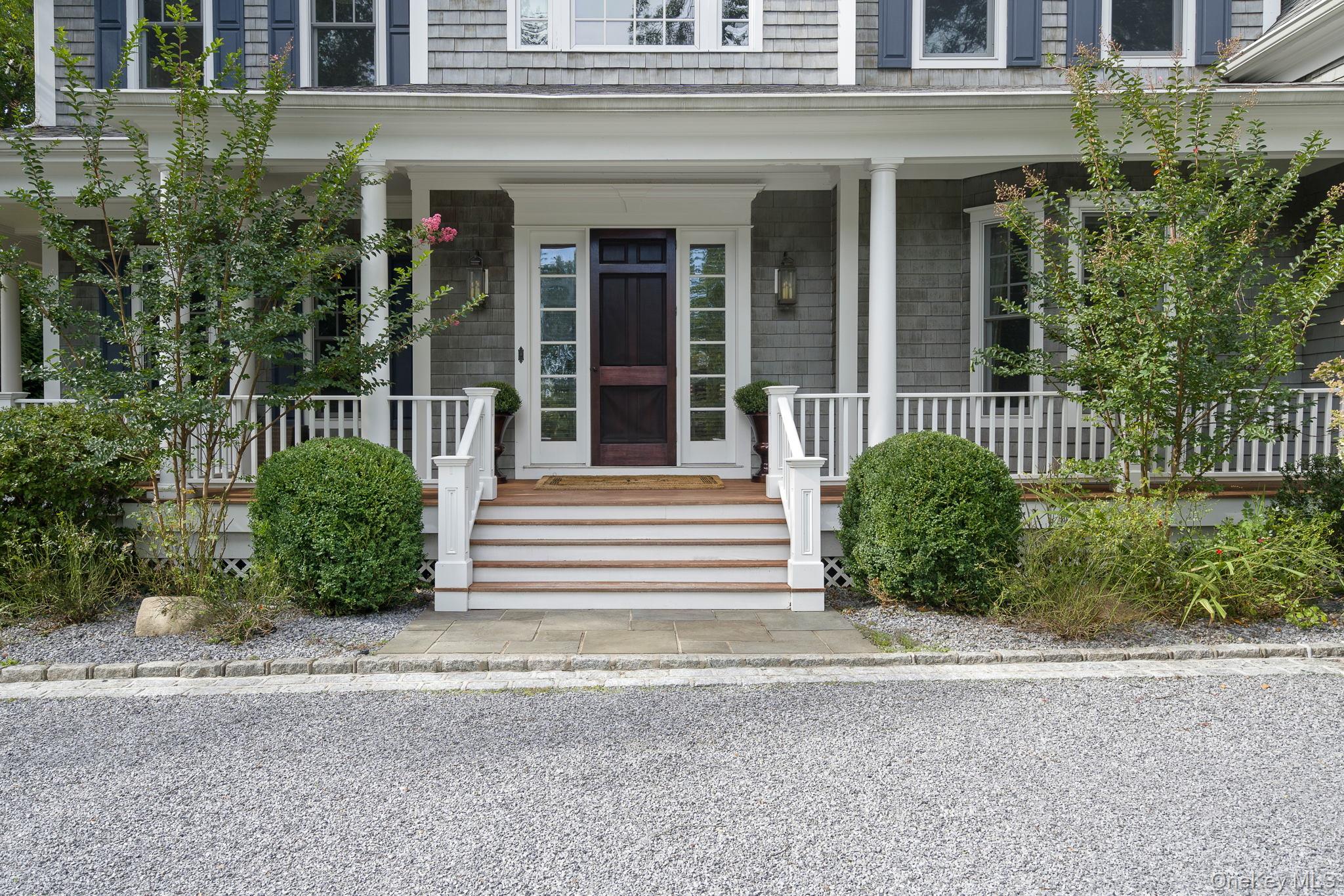 280 Southdown Road, Lloyd Harbor, NY 11743