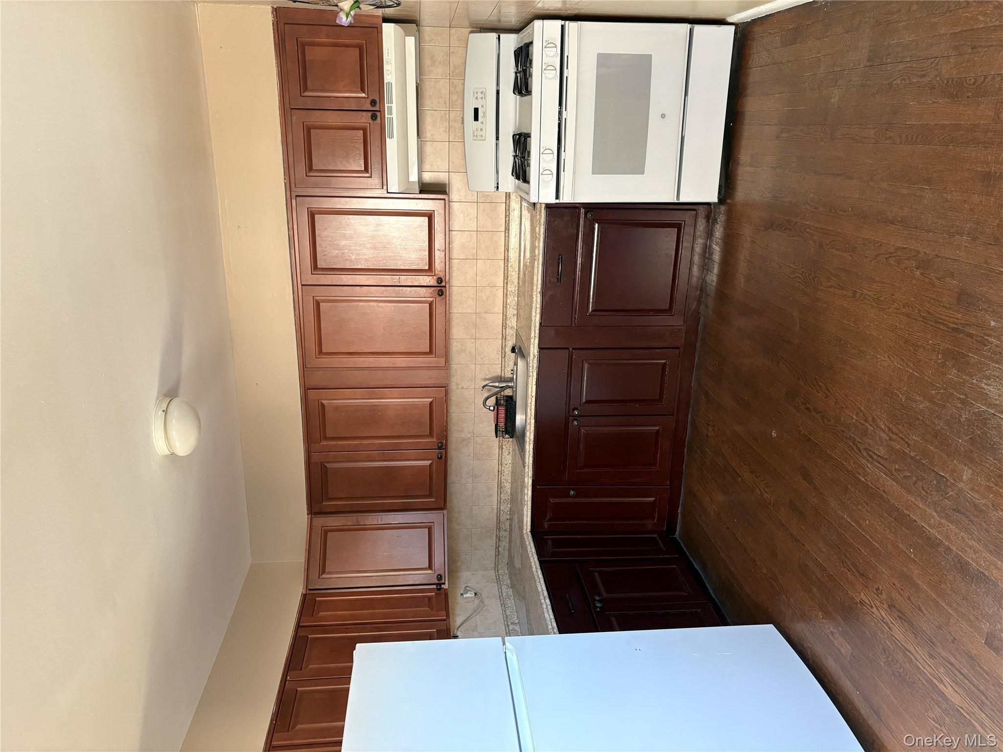 475 Marconi Boulevard, Copiague, NY 11726