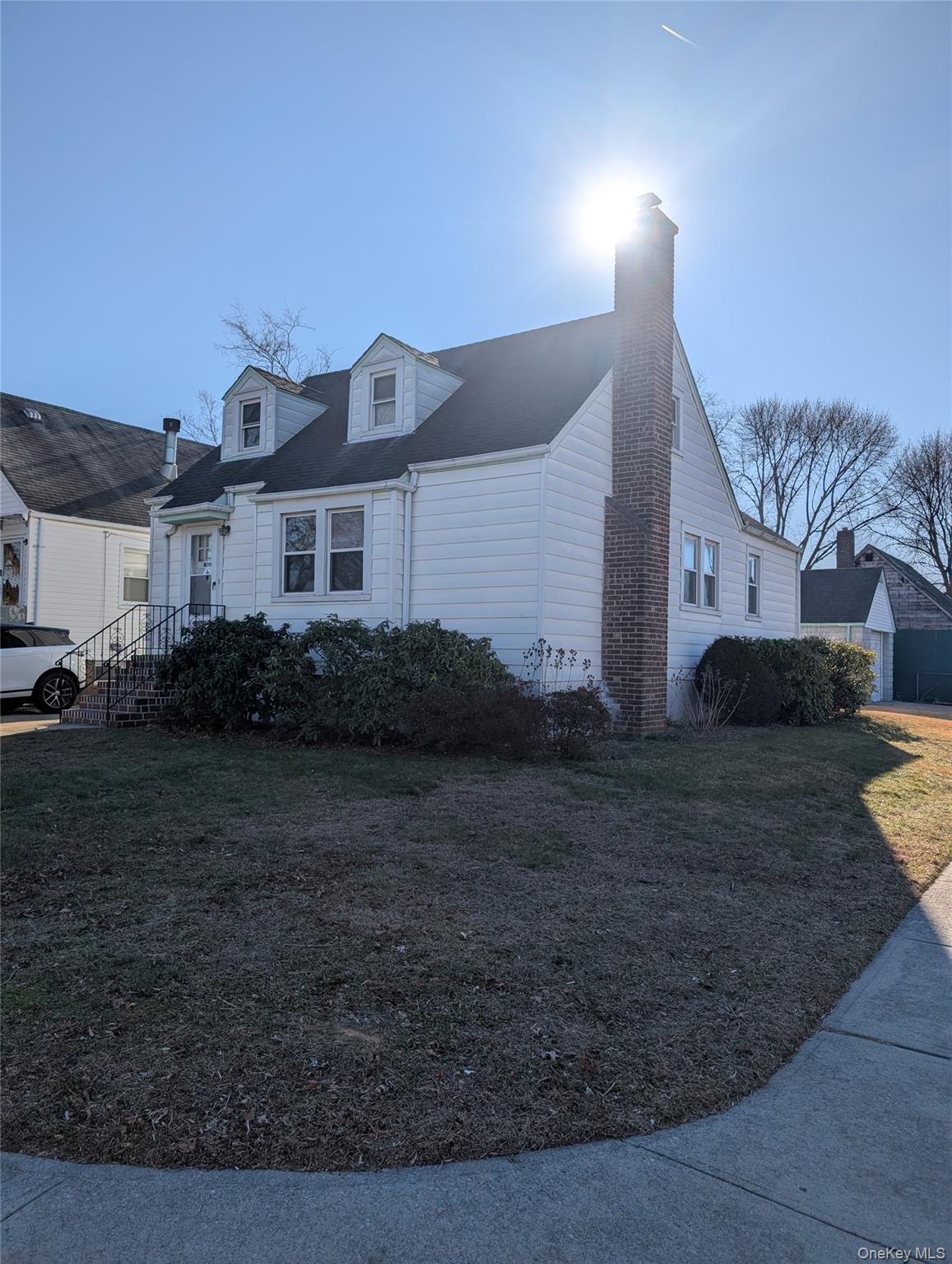 246-04 86th Avenue, Glen Oaks, NY 11426