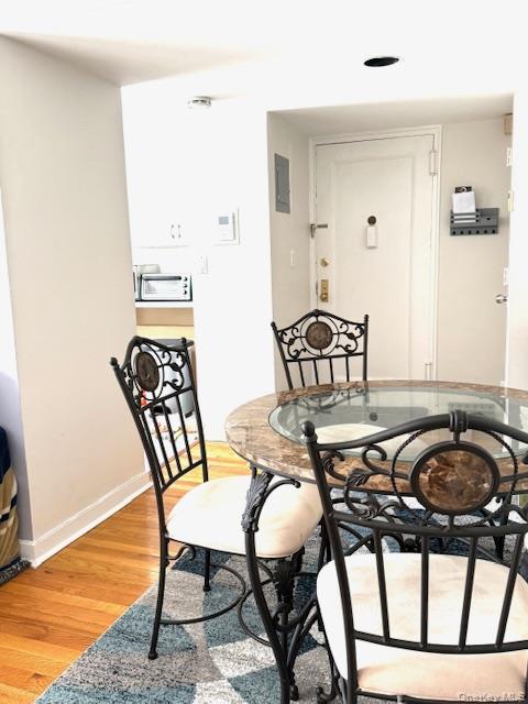 1 terrace Circle # 3H, Great Neck, NY 11021