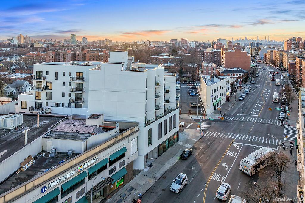 150-02 Northern Blvd # 3B, Flushing, NY 11354
