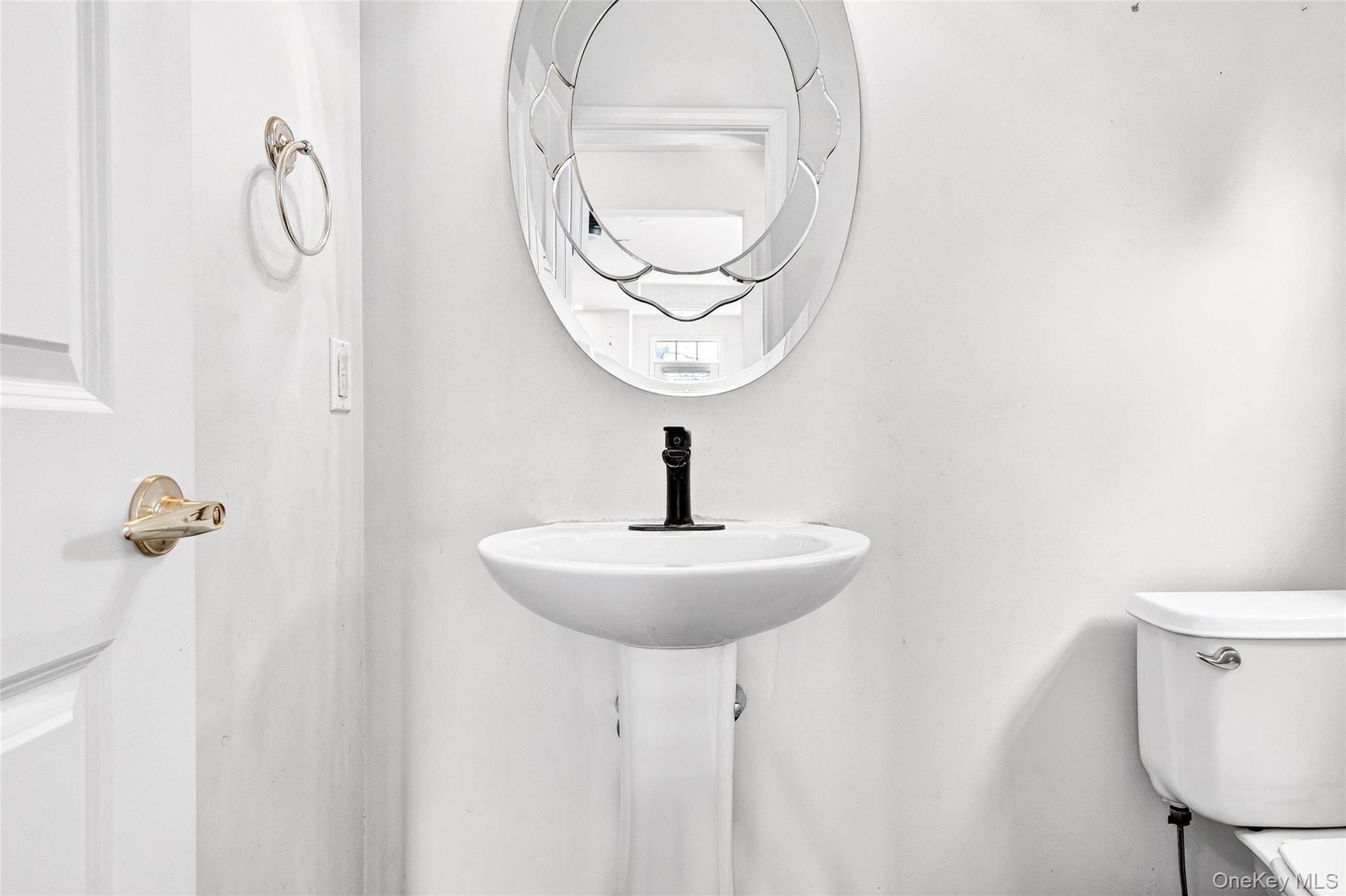 9 Country Club Drive, Middletown, NY 10940