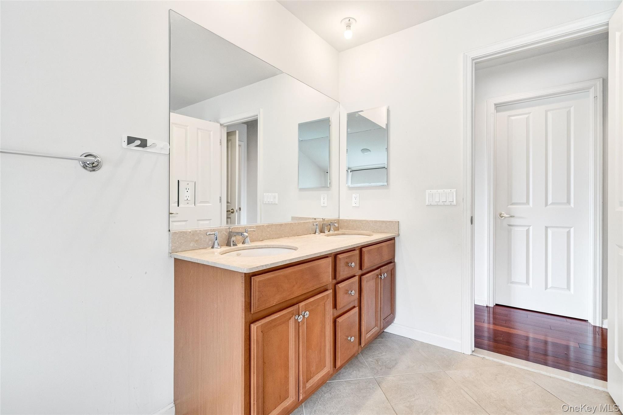 9 Country Club Drive, Middletown, NY 10940