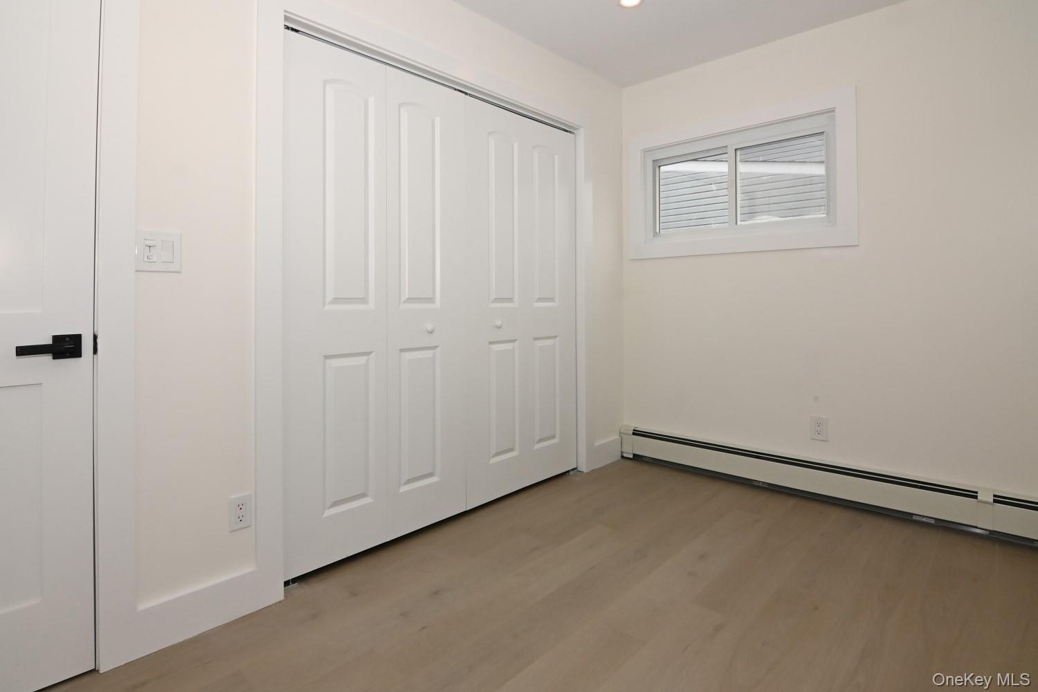 15 Bond Lane, Hicksville, NY 11801