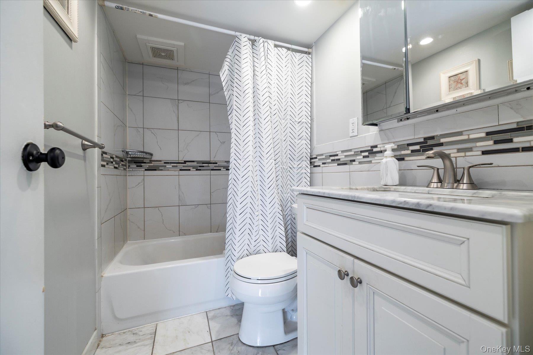 310 Riverside Boulevard # G2, Long Beach, NY 11561