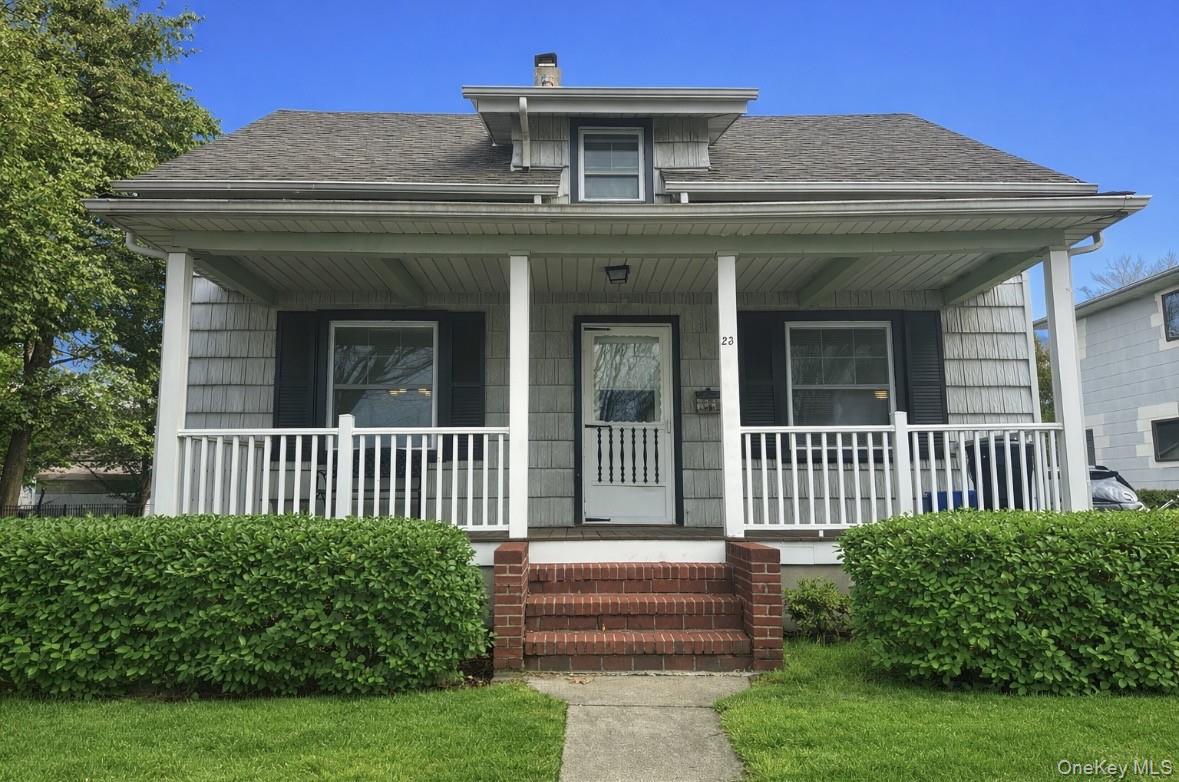 23 S Bayles Avenue, Port Washington, NY 11050