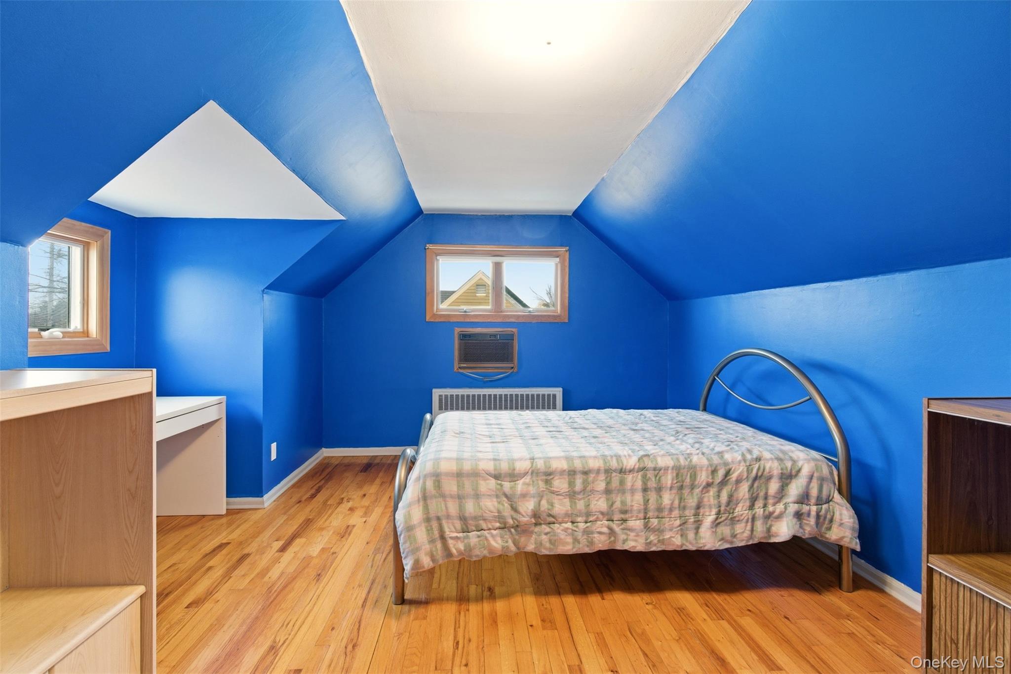 14 Starlight Court, West Babylon, NY 11704