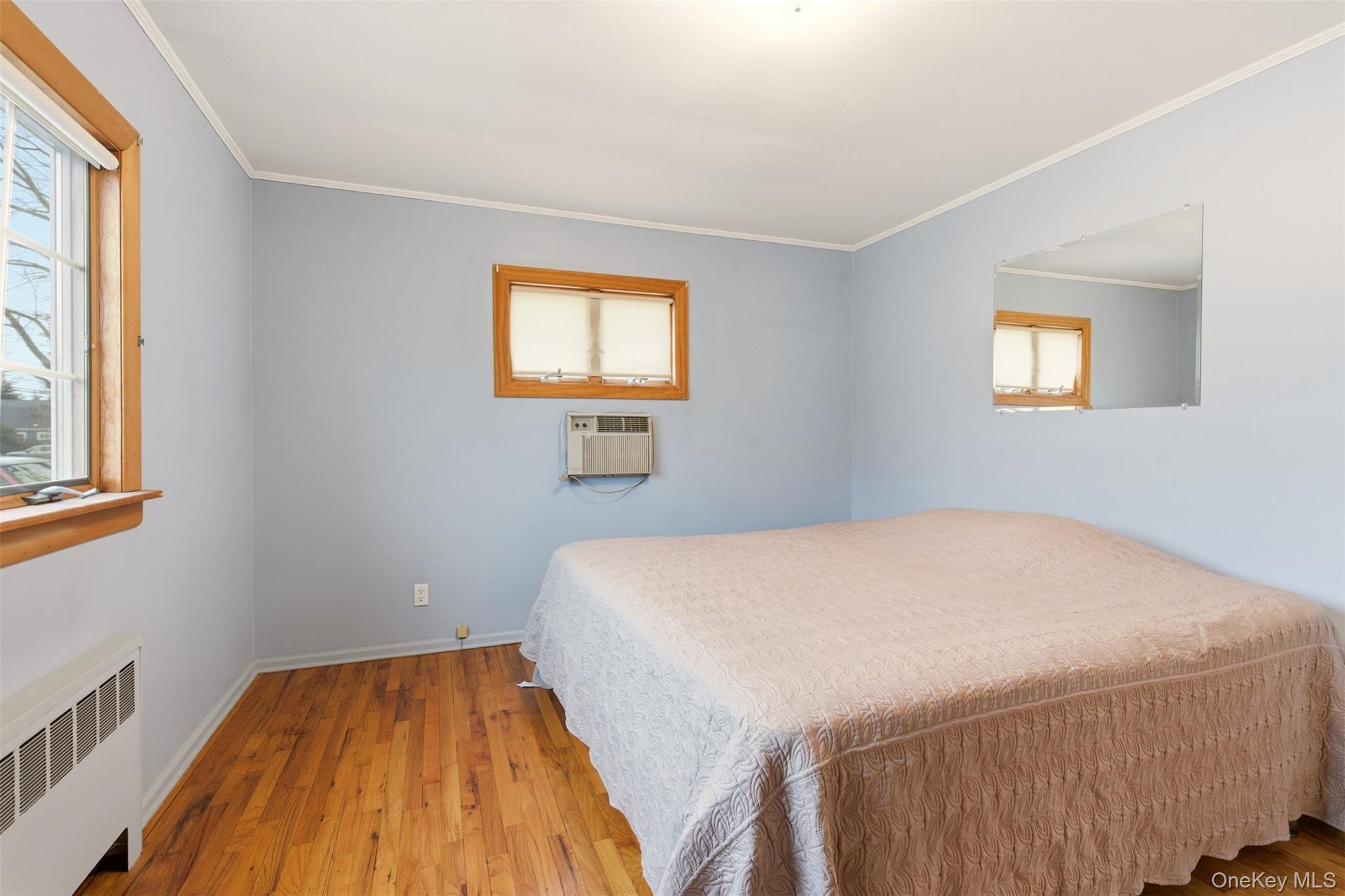 14 Starlight Court, West Babylon, NY 11704