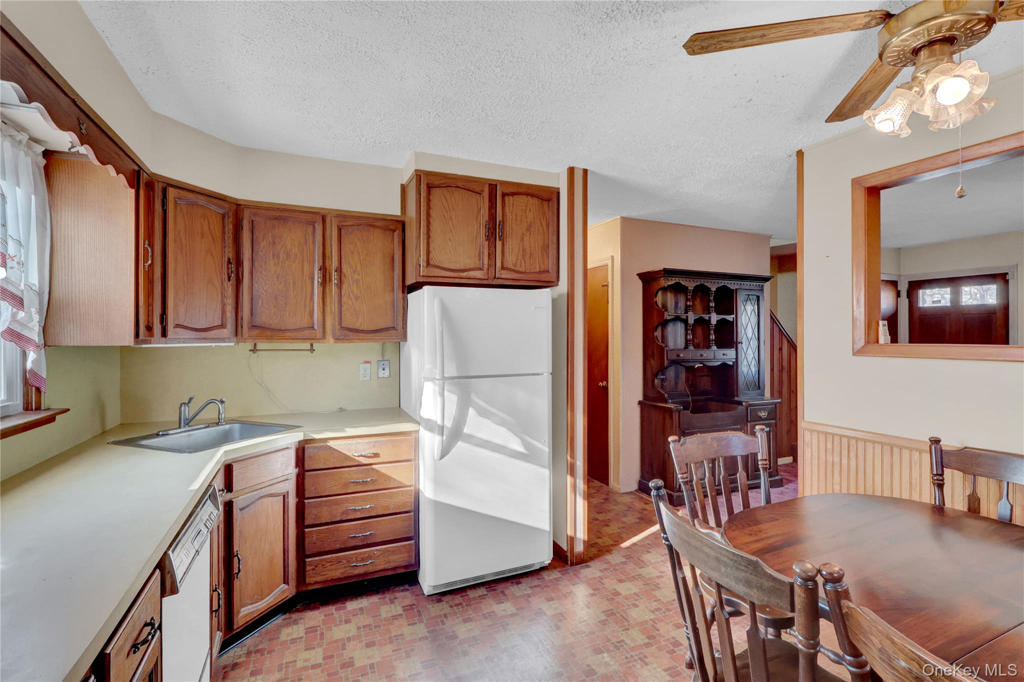 64 Nill Street, West Babylon, NY 11704