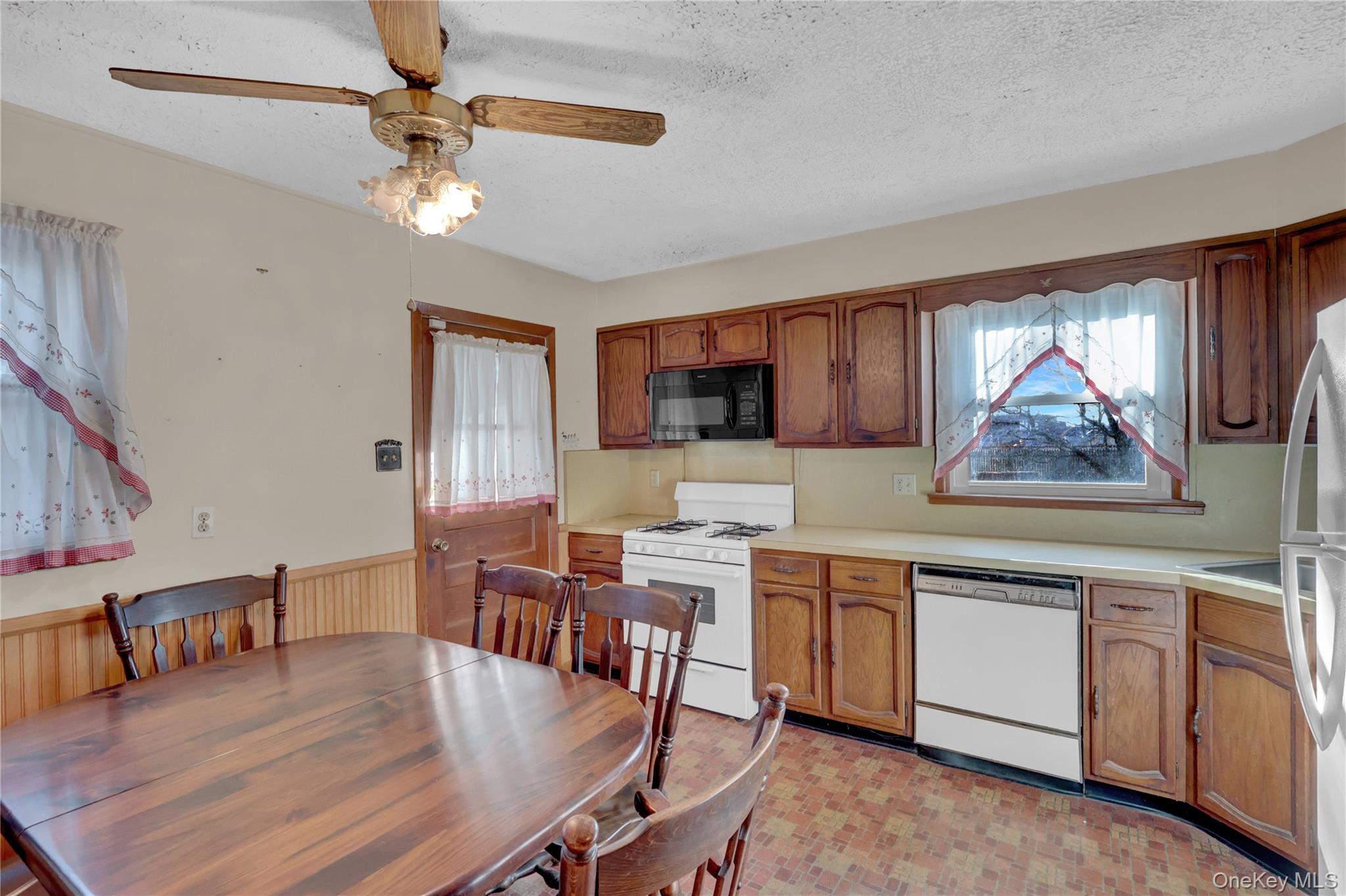 64 Nill Street, West Babylon, NY 11704