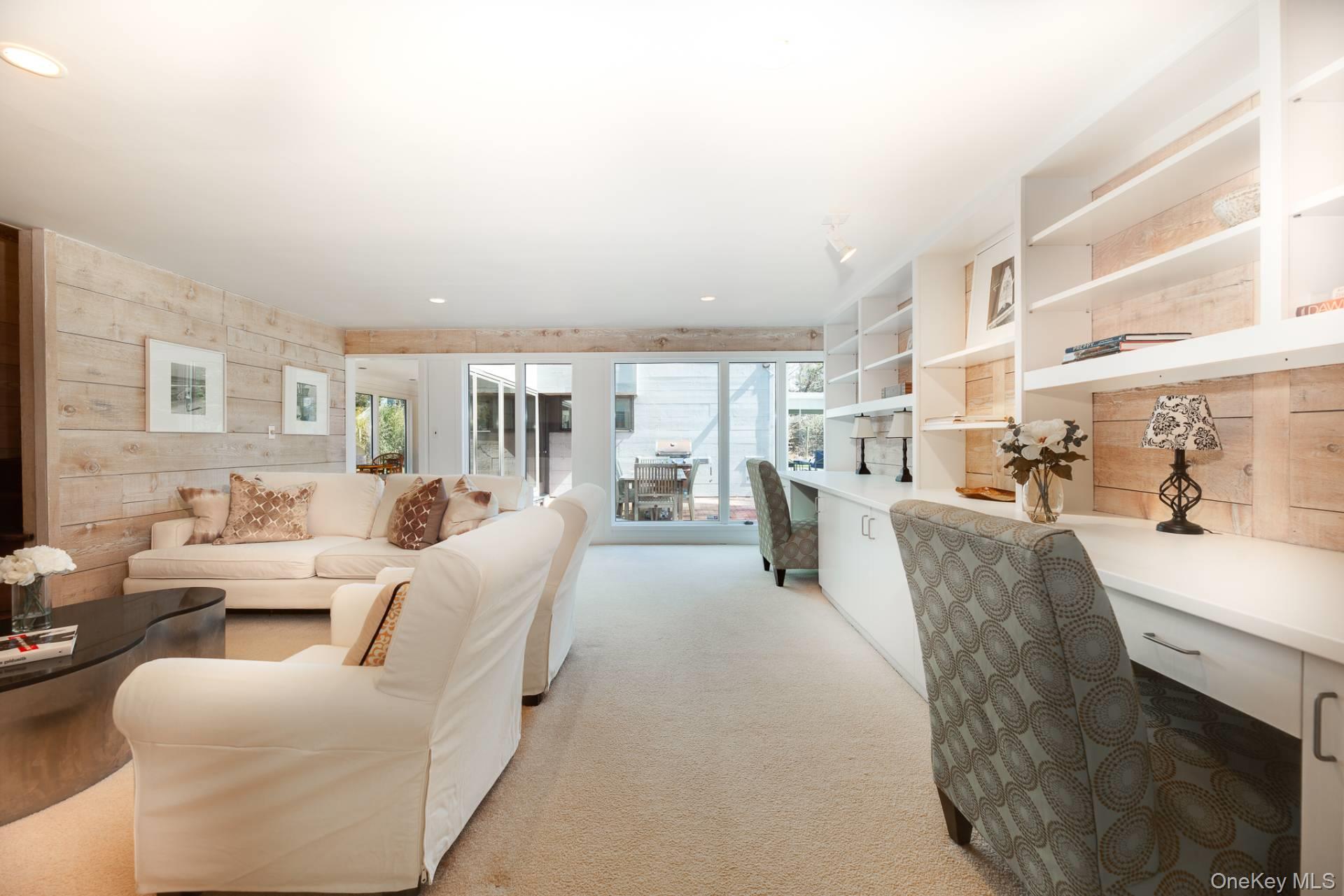 11 Marina Lane, East Hampton, NY 11937