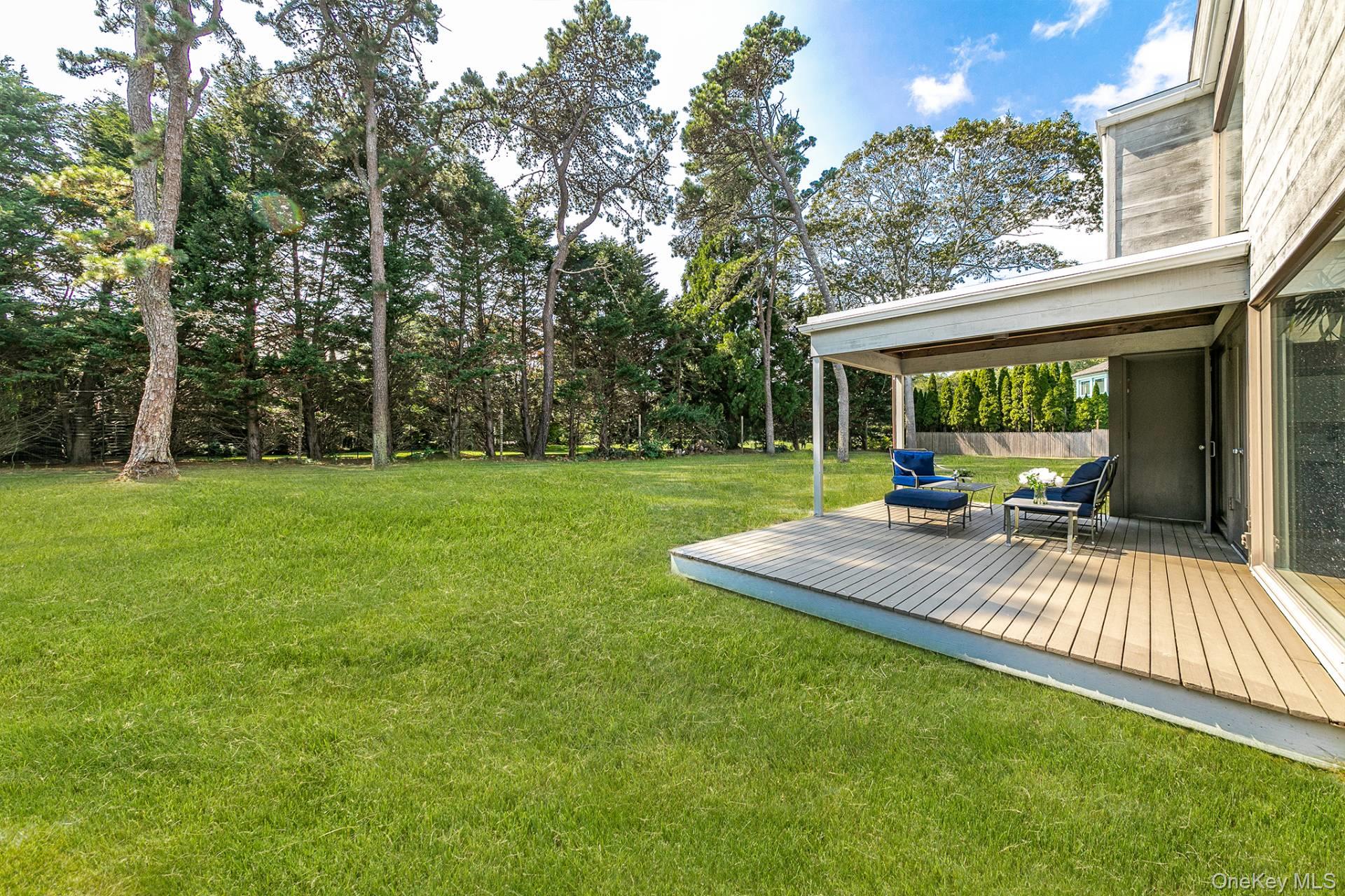 11 Marina Lane, East Hampton, NY 11937