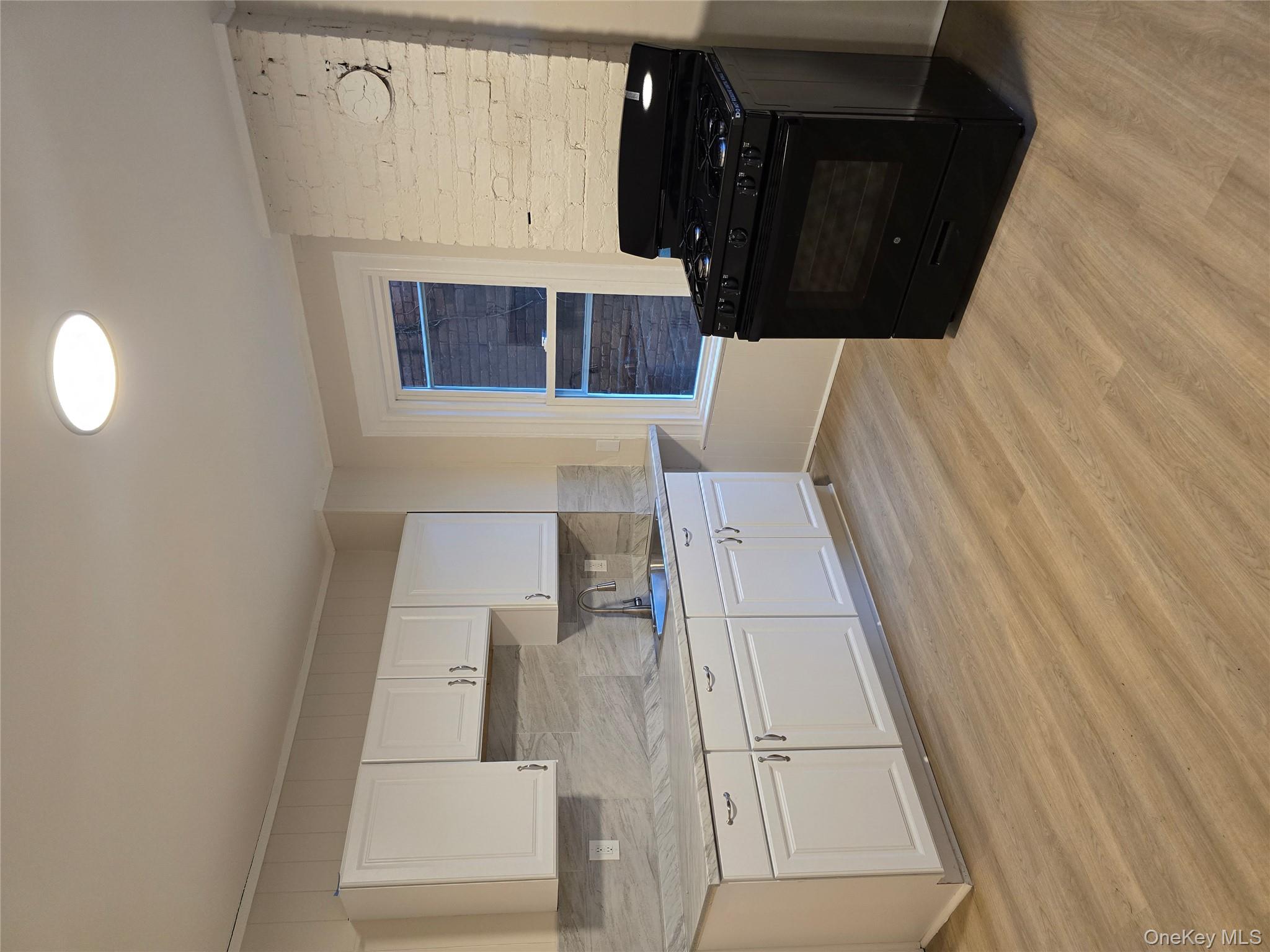 185 Mill Street, Poughkeepsie, NY 12601