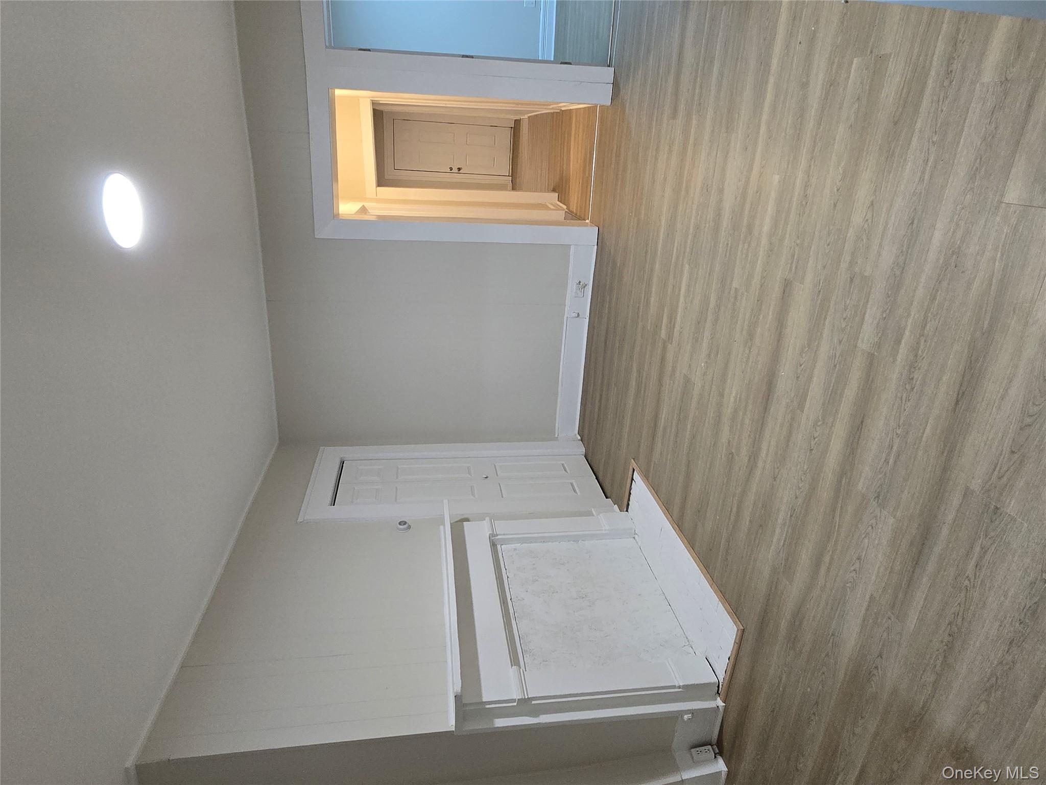 185 Mill Street, Poughkeepsie, NY 12601