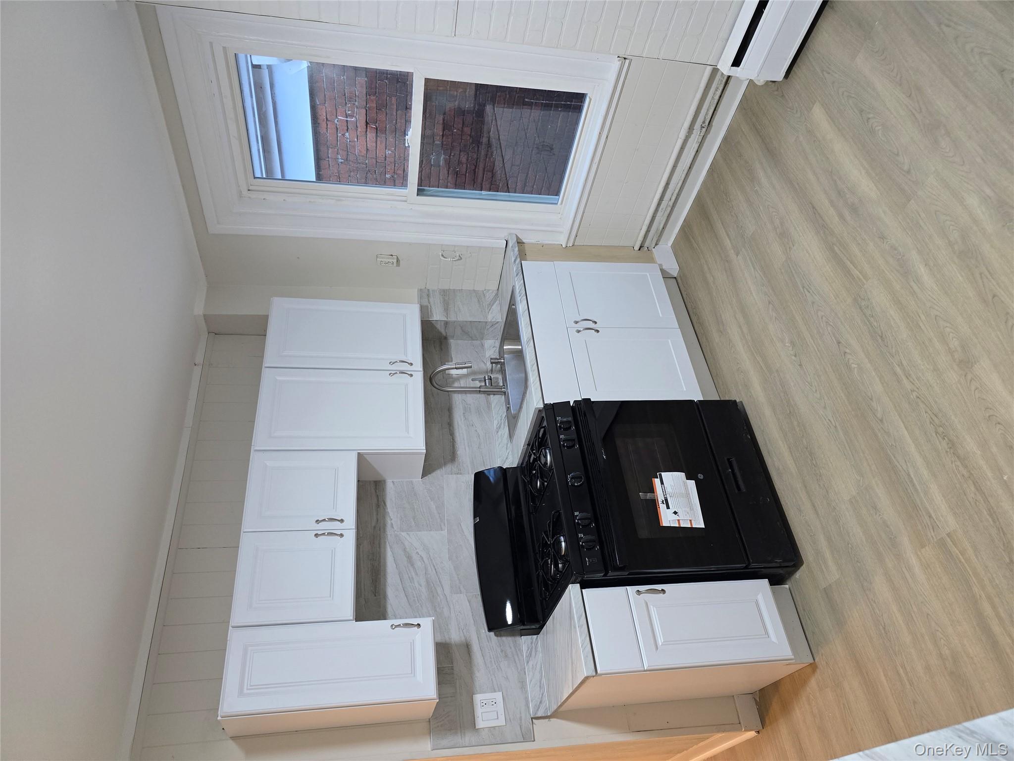 185 Mill Street, Poughkeepsie, NY 12601