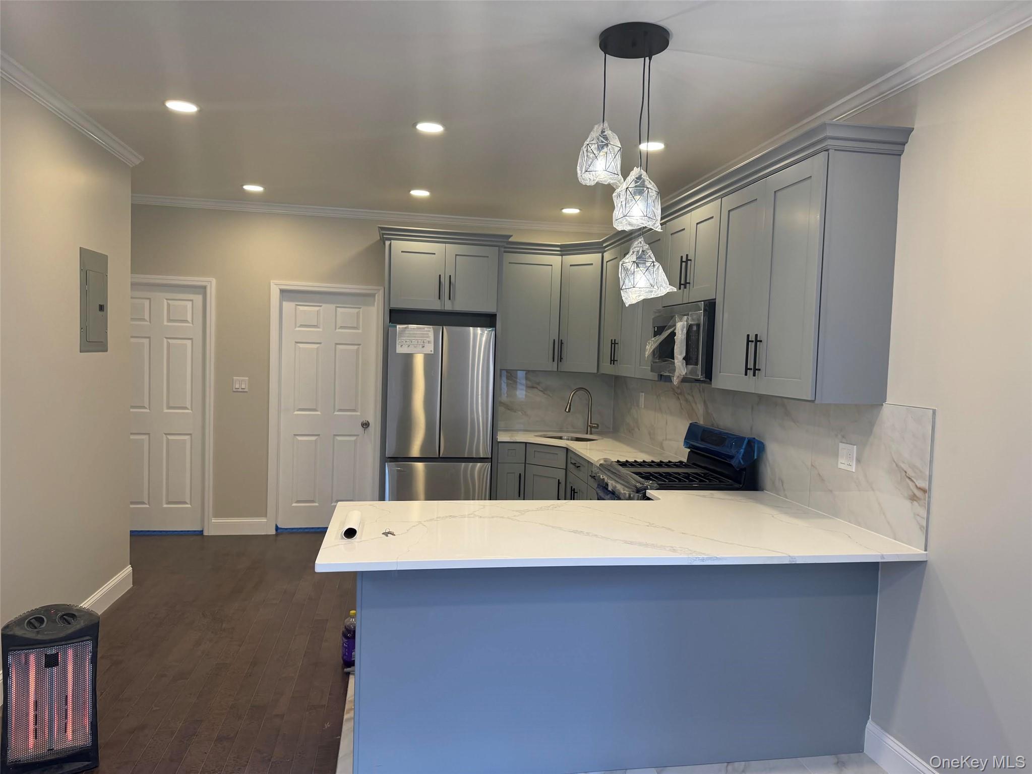 435 East 51 Strret, Brooklyn, NY 11203