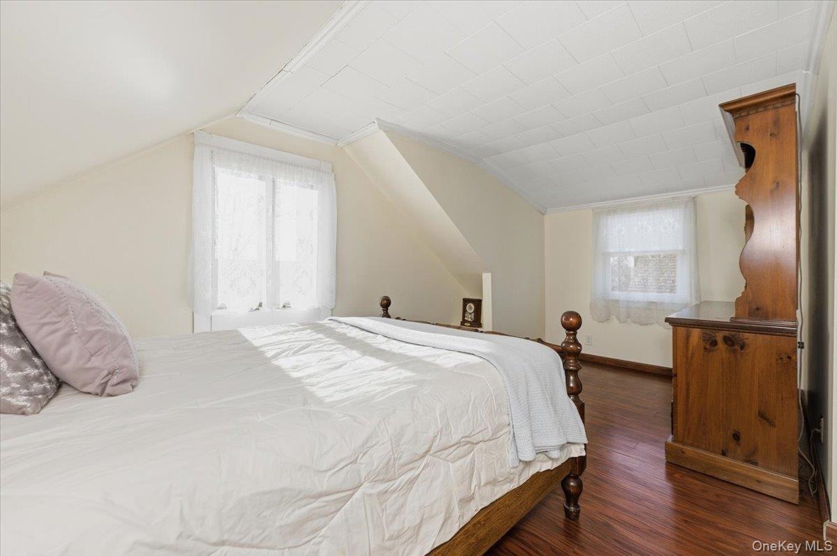 704 Barnes Avenue, Baldwin, NY 11510