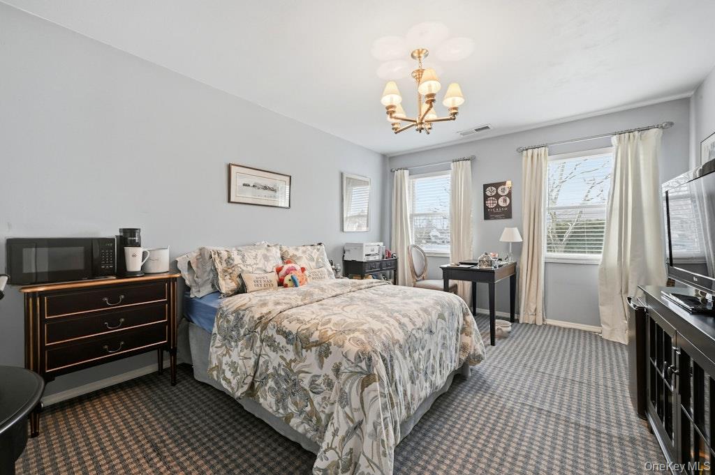 20 Manors Drive, Jericho, NY 11753