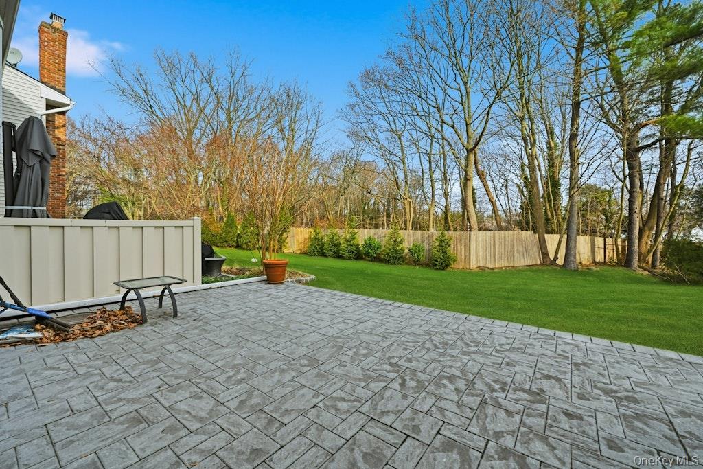 20 Manors Drive, Jericho, NY 11753