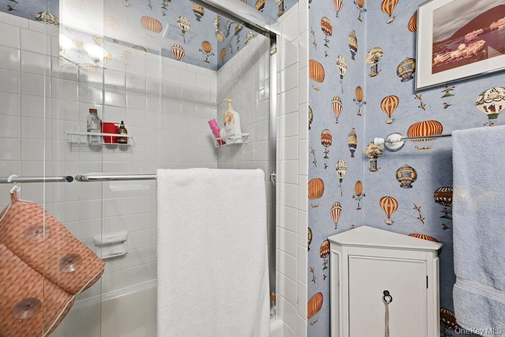 20 Manors Drive, Jericho, NY 11753