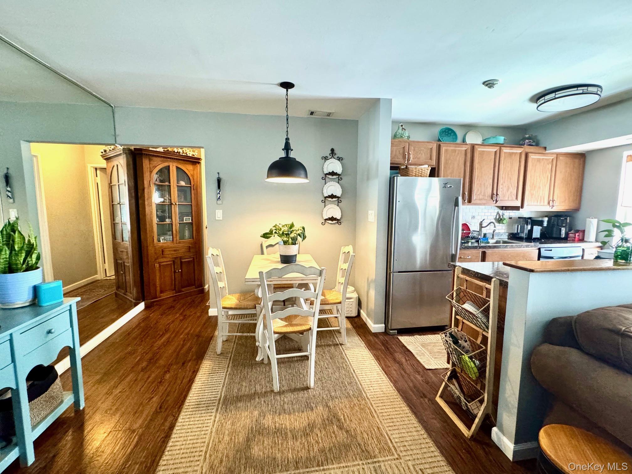 8 Idaho # i8, Coram, NY 11727