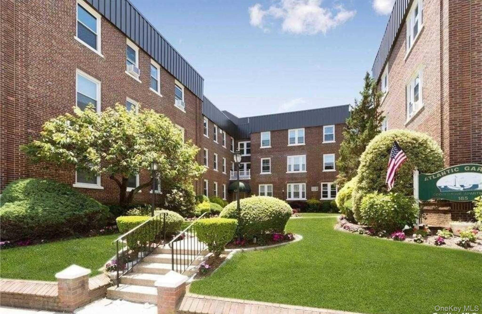 185 Atlantic Avenue # B8, Lynbrook, NY 11563