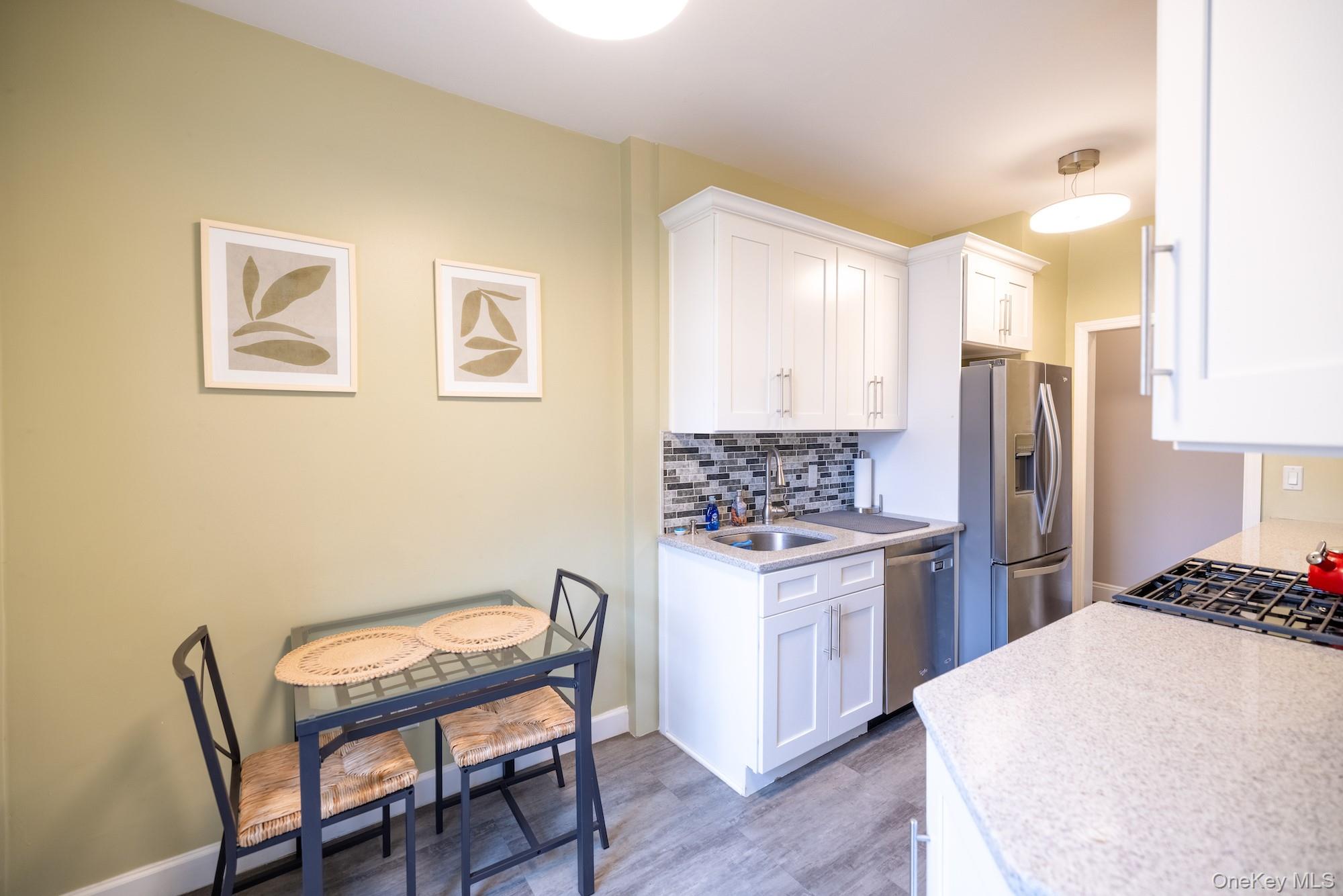 185 Atlantic Avenue # B8, Lynbrook, NY 11563